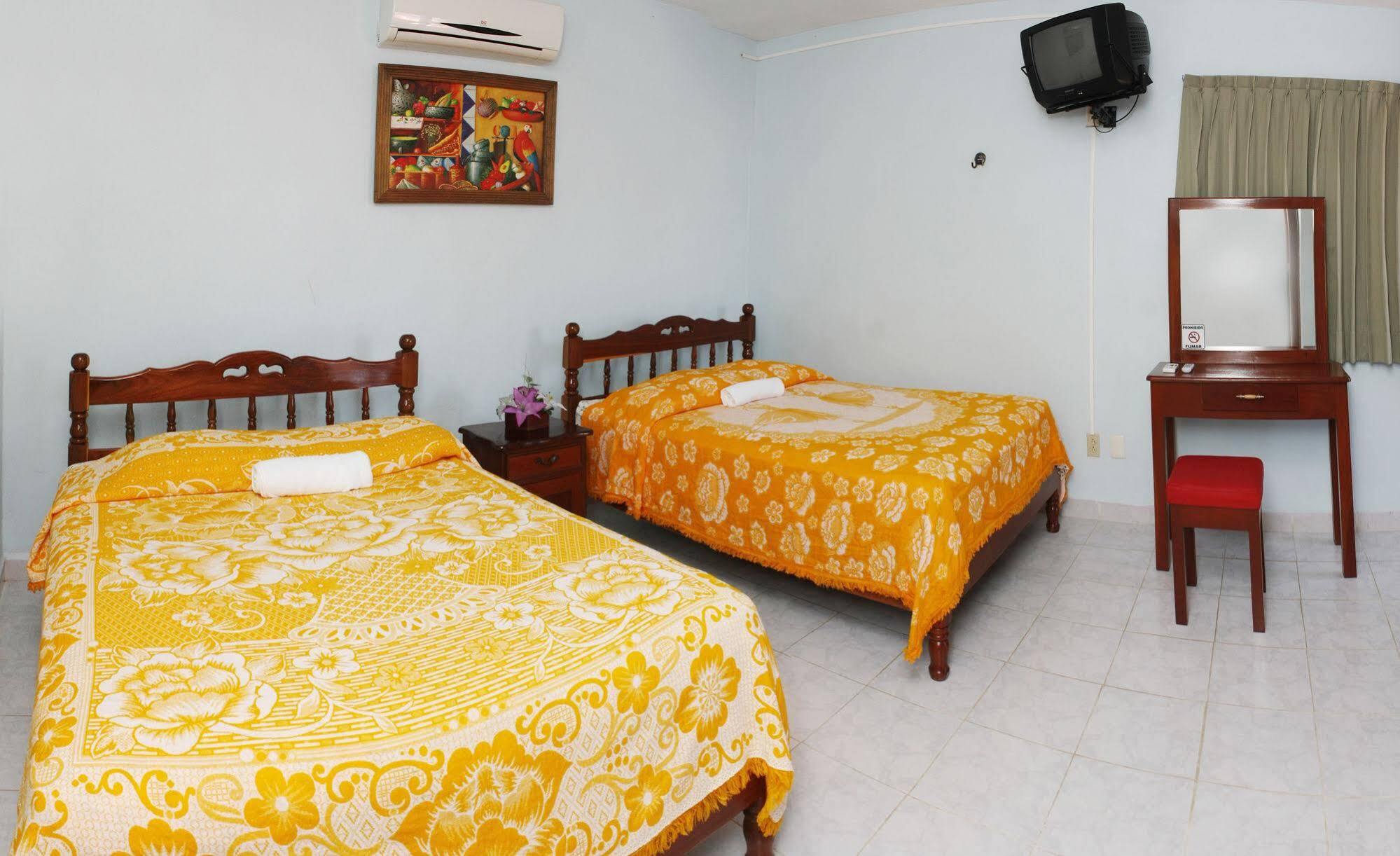 Hotel Hacienda バカラル エクステリア 写真